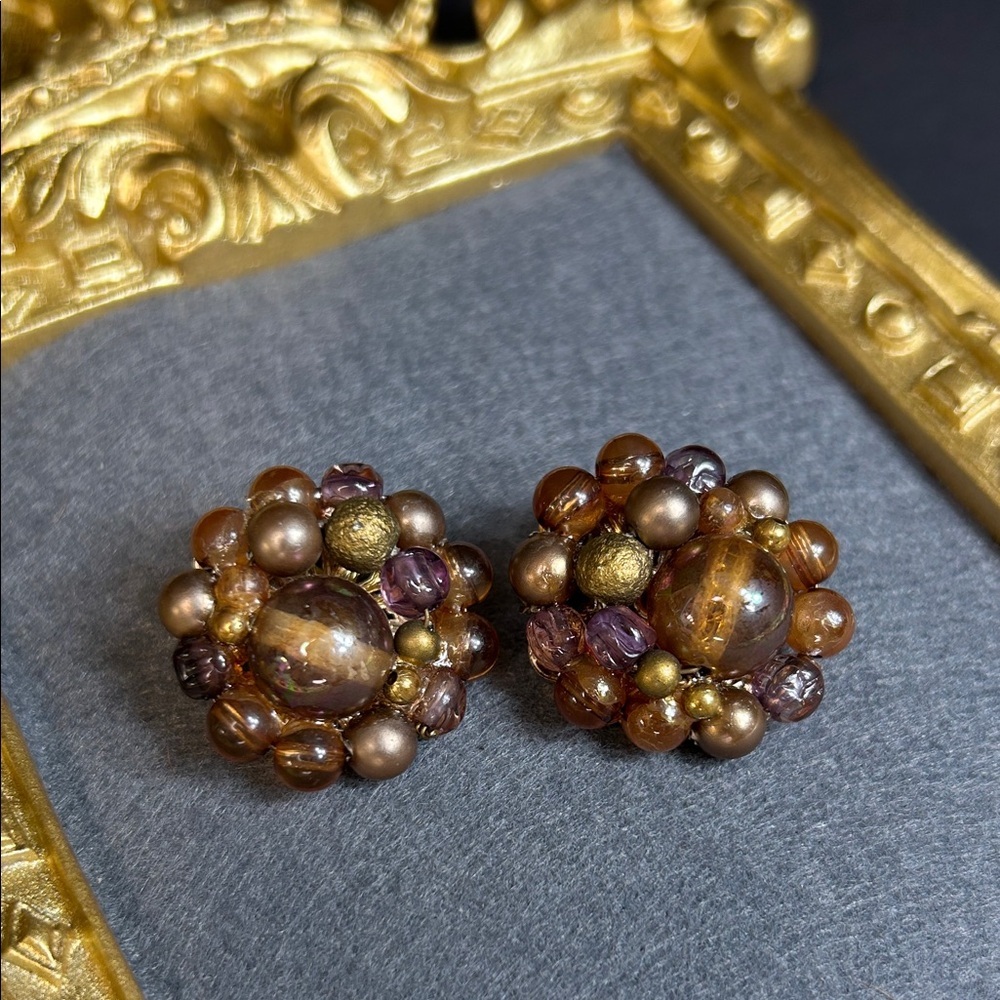 Rare Vintage Karu Arke Beaded Cluster Clip On Earrings